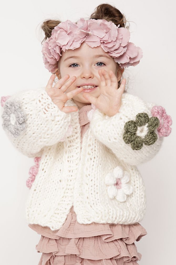 HAND MADE Flower PETIT Sweater