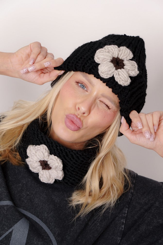 HAND MADE Flower Scarf