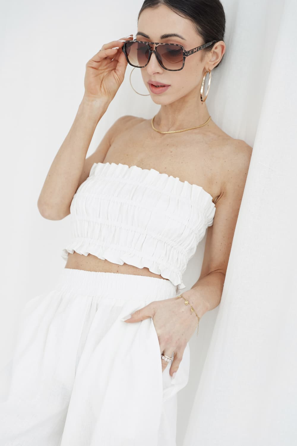 Linen wide-leg trousers