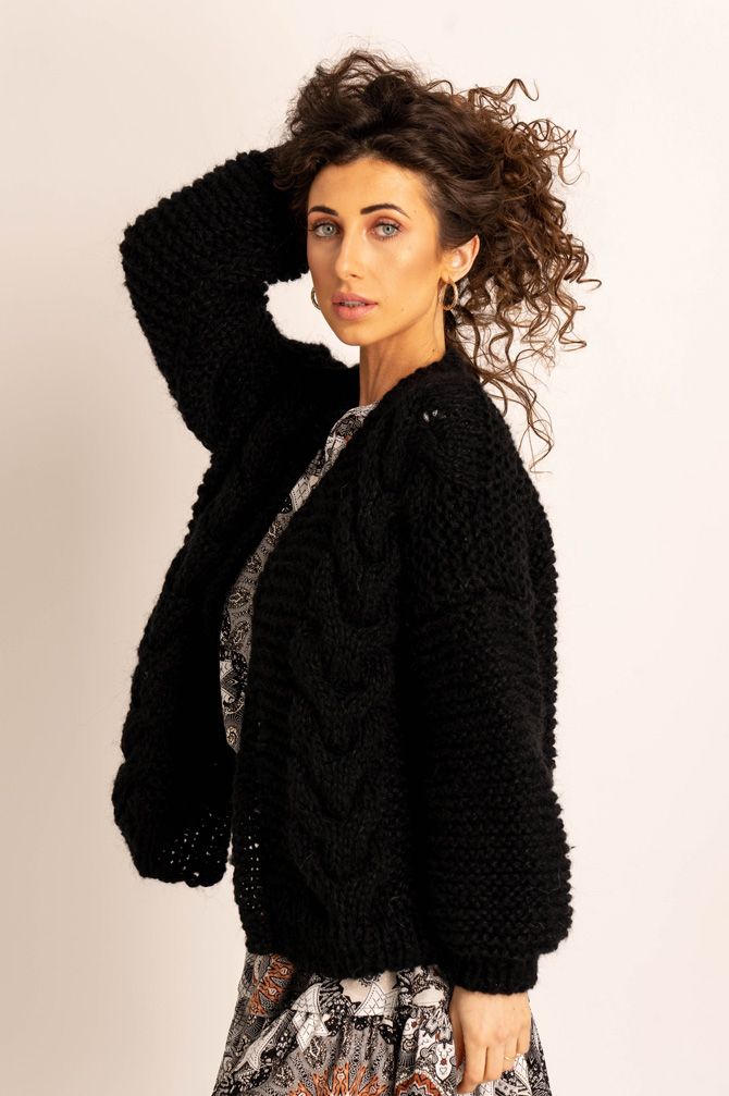 HAND MADE Lui Sweater