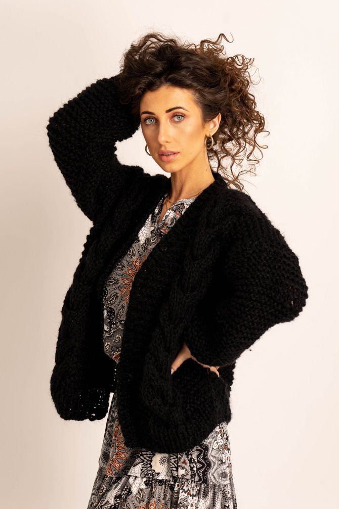 HAND MADE Lui Sweater