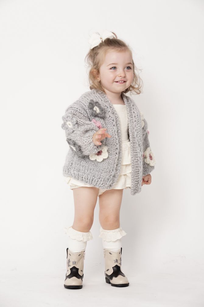 HAND MADE Flower PETIT Sweater
