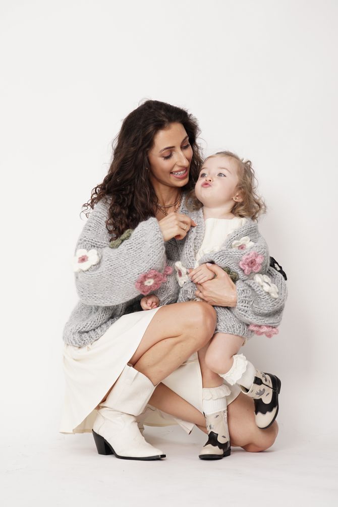 HAND MADE Flower PETIT Sweater