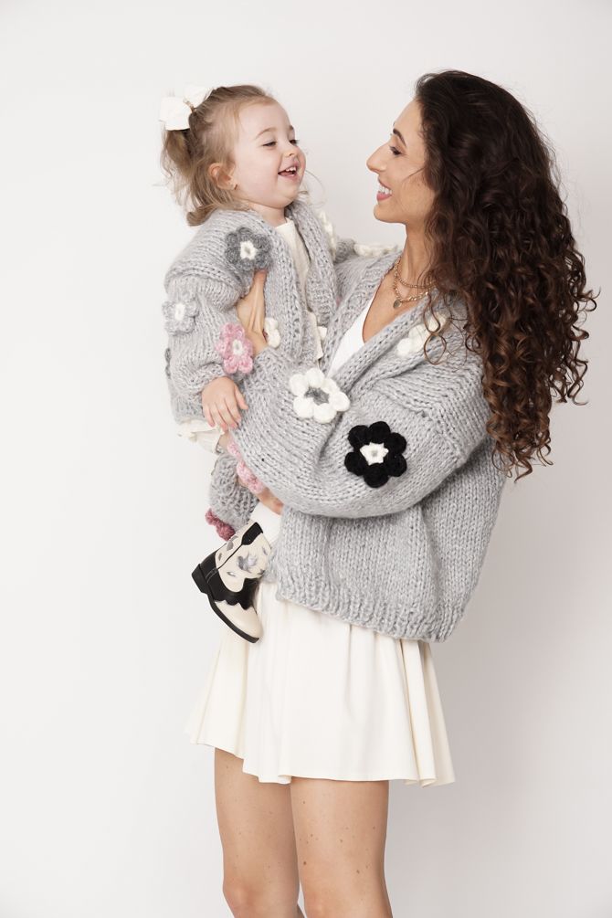 HAND MADE Flower PETIT Sweater