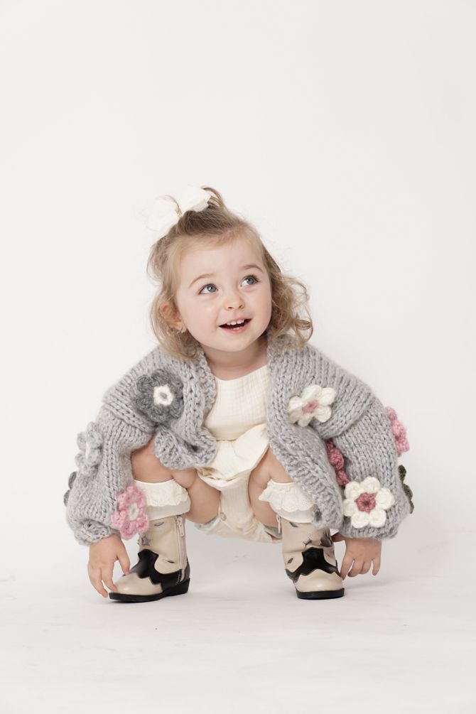 HAND MADE Flower PETIT Sweater
