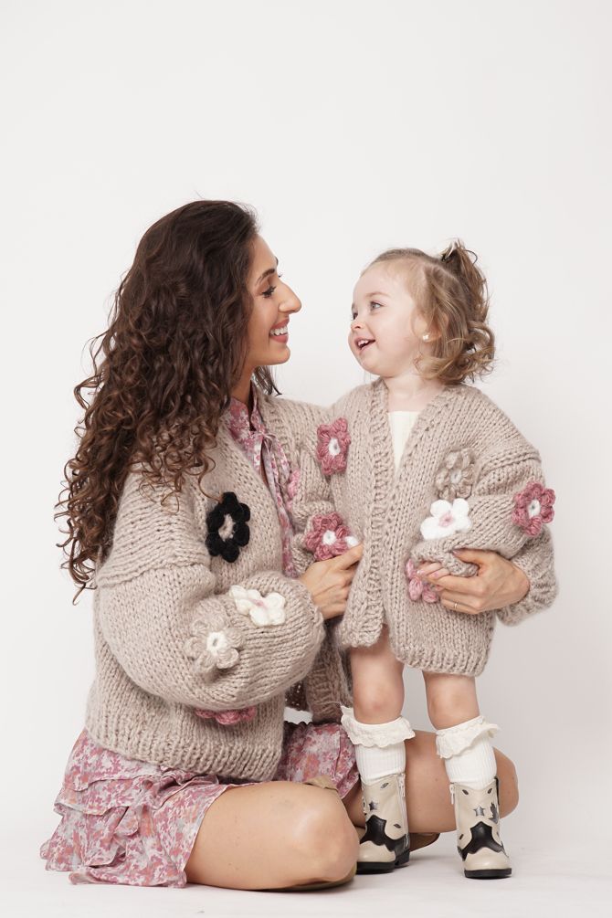 Sweter HAND MADE Flower PETIT