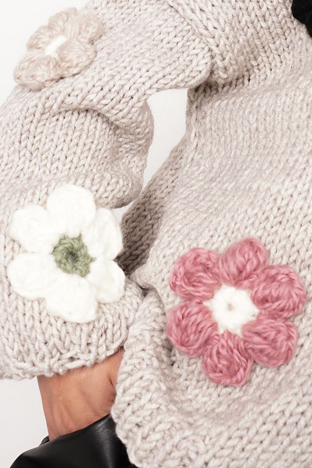 Sweter HAND MADE Flower 