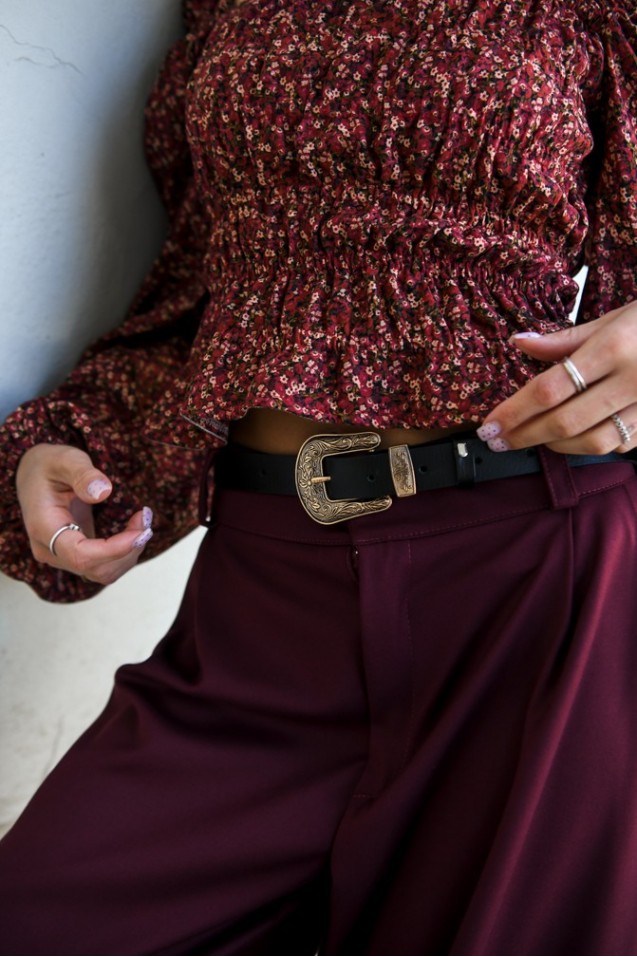 Vintage Blouse with frowning