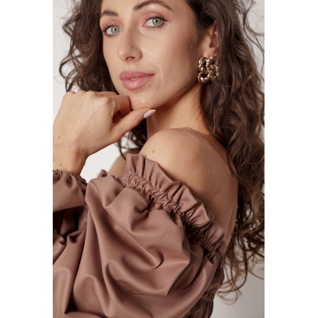 Vintage Blouse with frowning 