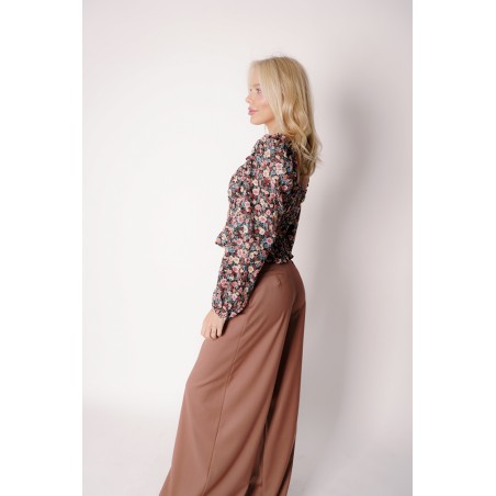 Vintage Blouse with frowning 