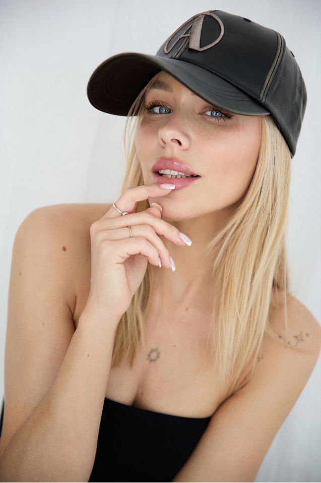 Czapka z daszkiem VINTAGE 