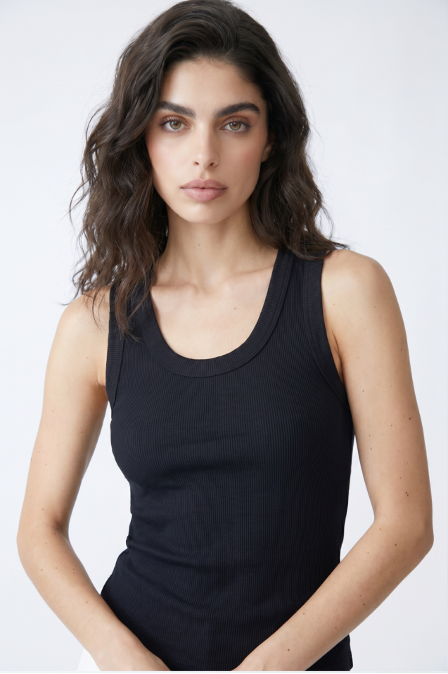 Top Sari