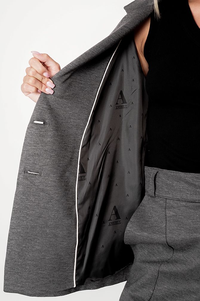 Anti Blazer