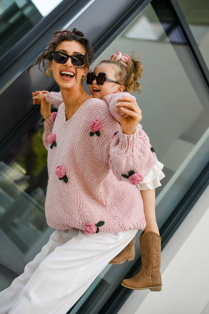 HAND MADE Rose Petit Sweater