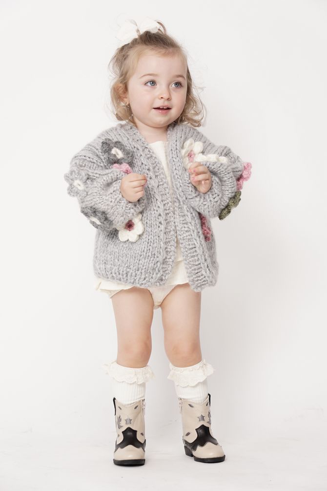 HAND MADE Flower PETIT Sweater